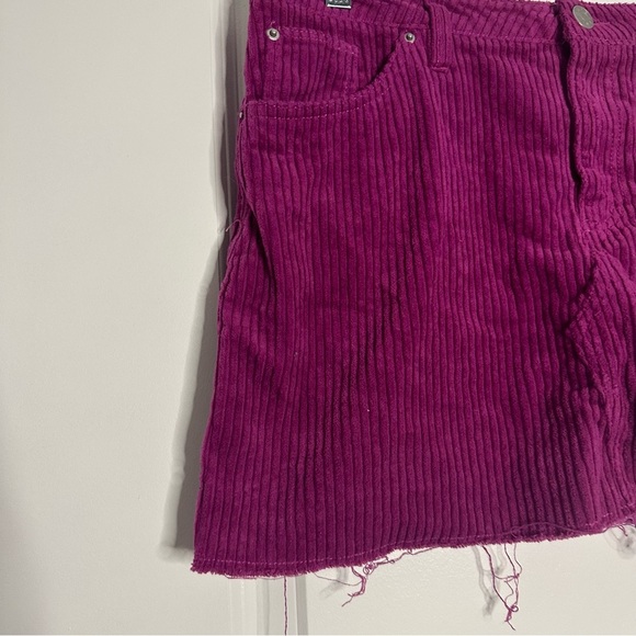 Urban Outfitters BDG corduroy skirt - Picture 4 of 11
